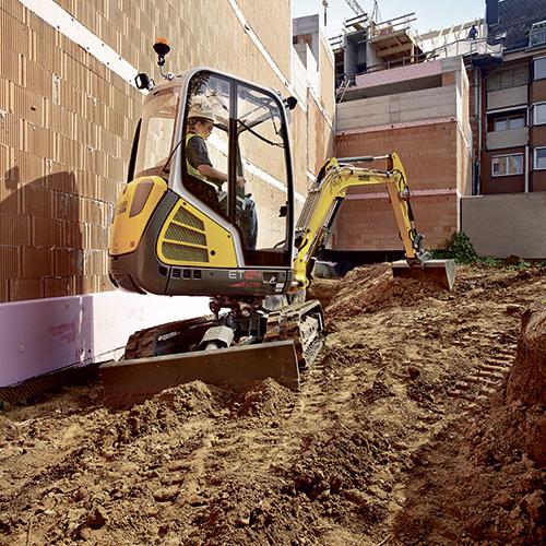 Kettenbagger Wacker Neuson ET24 mit Vertical Digging System (VDS) Action