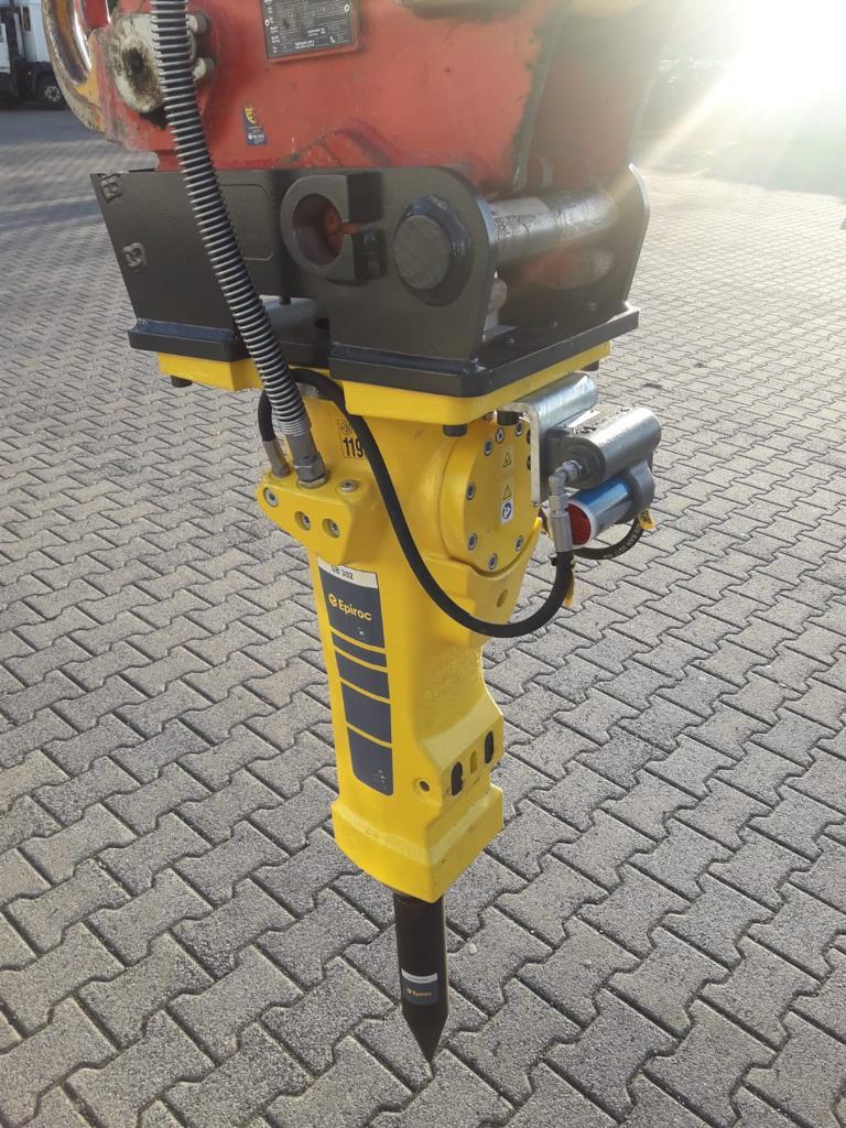 Epiroc Hydraulikhammer SB 302 mit ContiLube Schmieranlage, Aufnahme Lehnhoff SW03/08, kompatibel für Bagger mit einem Einsatzgewicht von 4,5 bis 9 Tonnen
