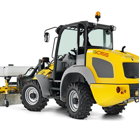 Radlader Minilader Lader Kompaktlader Stapler Schaufellader ungeteilter Rahmen Allradantrieb Allrad Kramer 5055 Studio Kehrmaschine