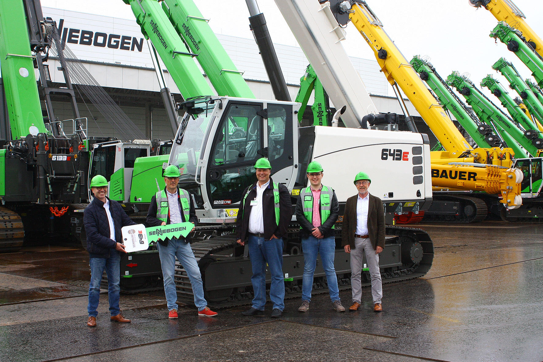Übergabe Sennebogen 643 Raupe an Schonlau aus Hardegsen