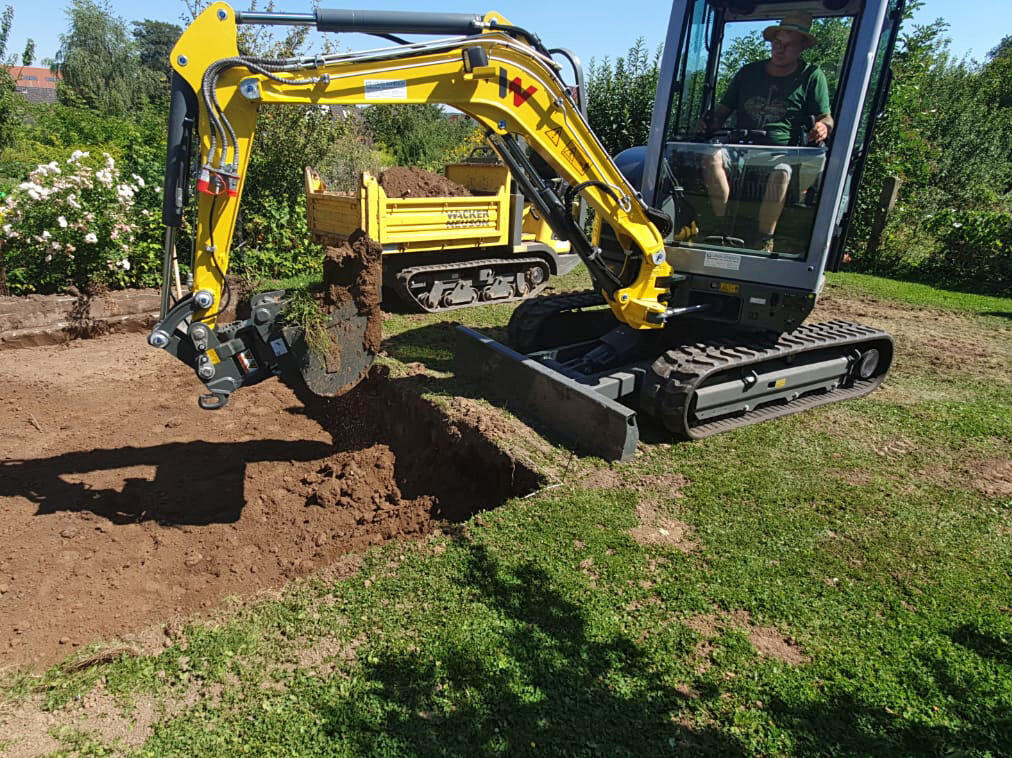 Zero Tail Kettenbagger EZ26 im Einsatz bei Martin Menke aus Hofgeismar