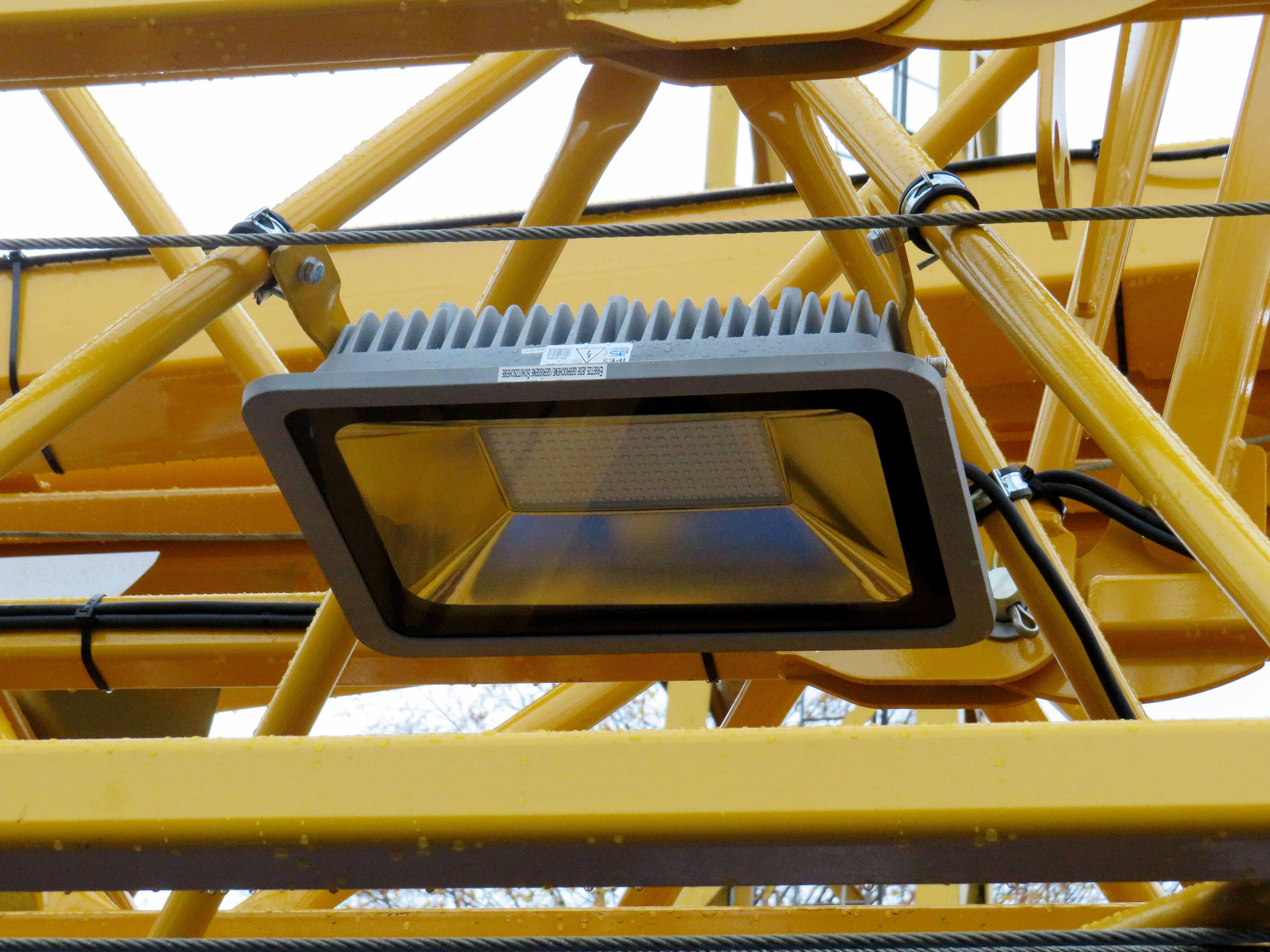 Selbstmontagekran Turmdrehkran Potain Igo T 85 für Fröde Bauunternehmung aus Homberg-Efze