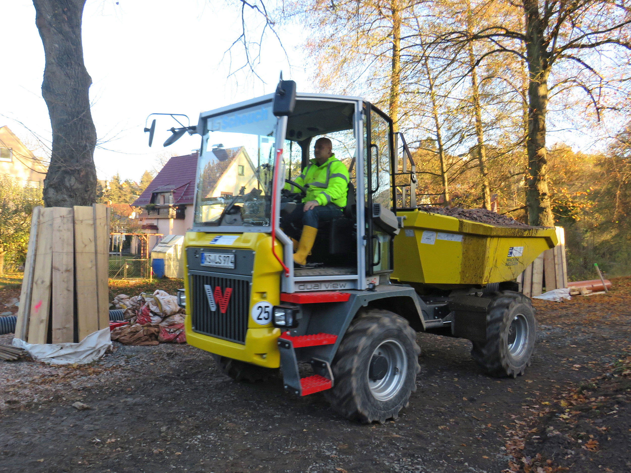 Wacker Neuson Dual View Raddumper DV60 im Einsatz bei Henkel-Bau in Vacha