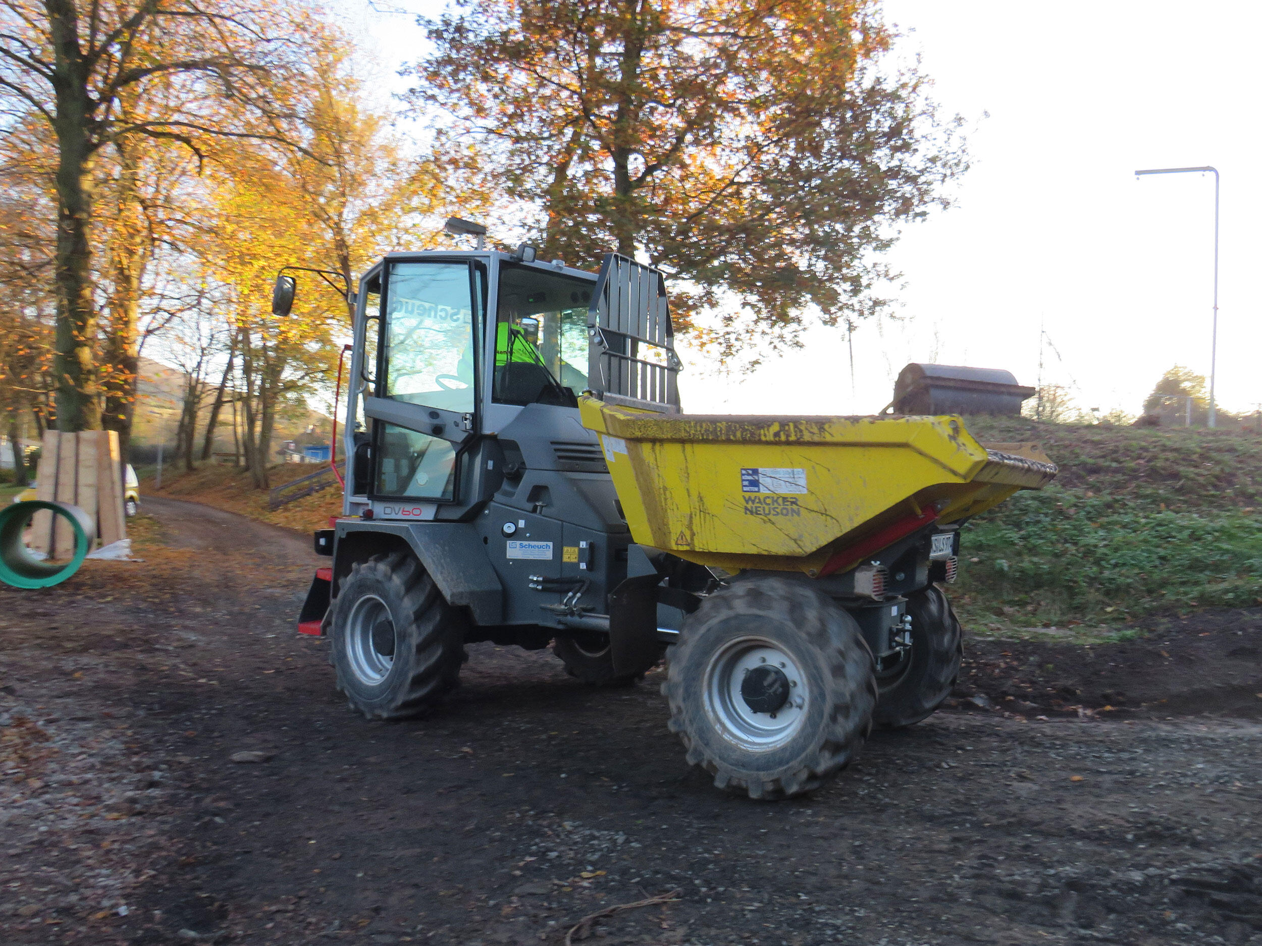 Wacker Neuson Dual View Raddumper DV60 im Einsatz bei Henkel-Bau in Vacha