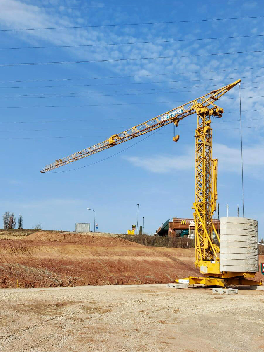 Turmdrehkran Potain 326 D im Einsatz bei August Bock & Sohn in Künzell