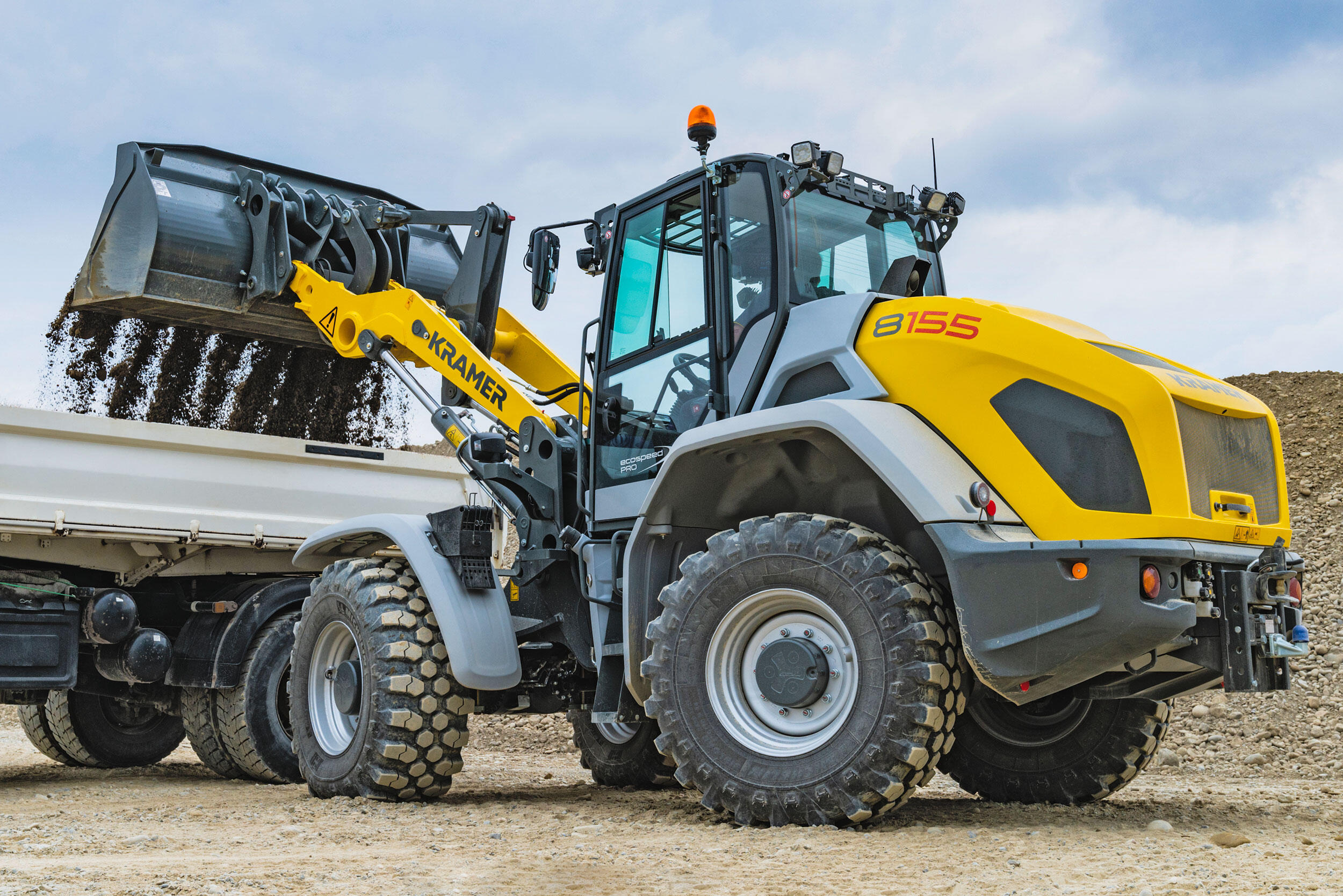 Kramer Radlader 8155 neu bei uns mieten