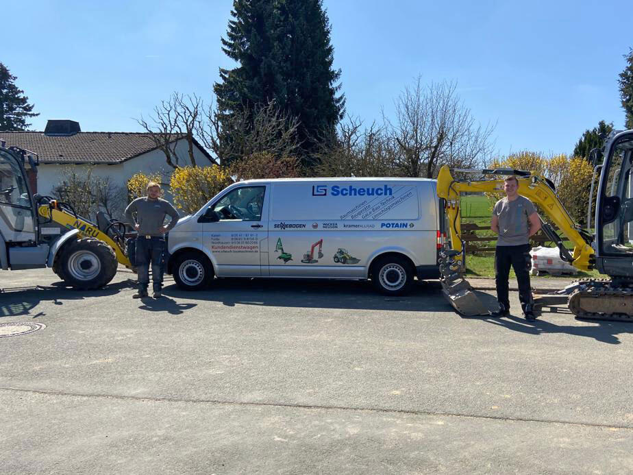 Kramer Radlader 5050 inklusive Humbaur Anhänger und Wacker Neuson Minibagger ET20 für Naru-Bau aus Vöhl-Marienhagen