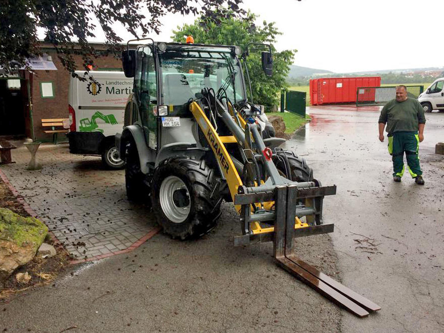 Übergabe Radlader Kramer 8085 bei Martin Menke in Hofgeismar