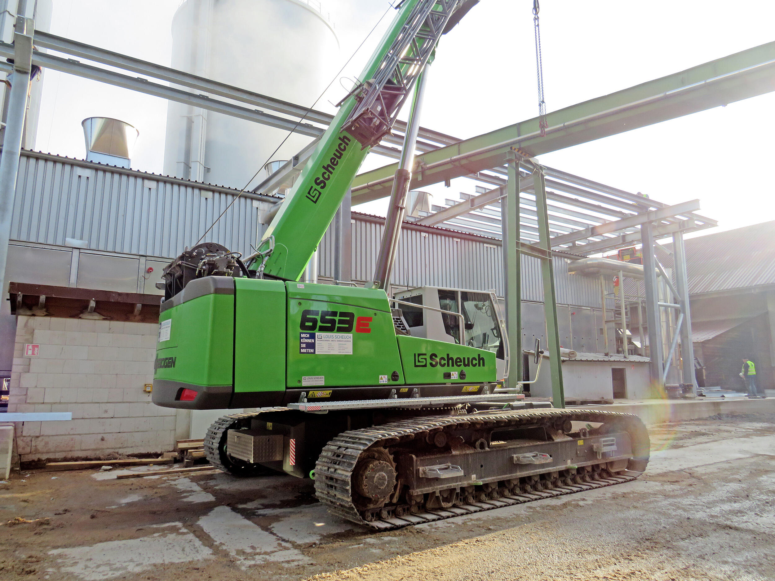 Raupen-Teleskopkran Sennebogen 653 R für ante-Holz in Bromskirchen-Somplar