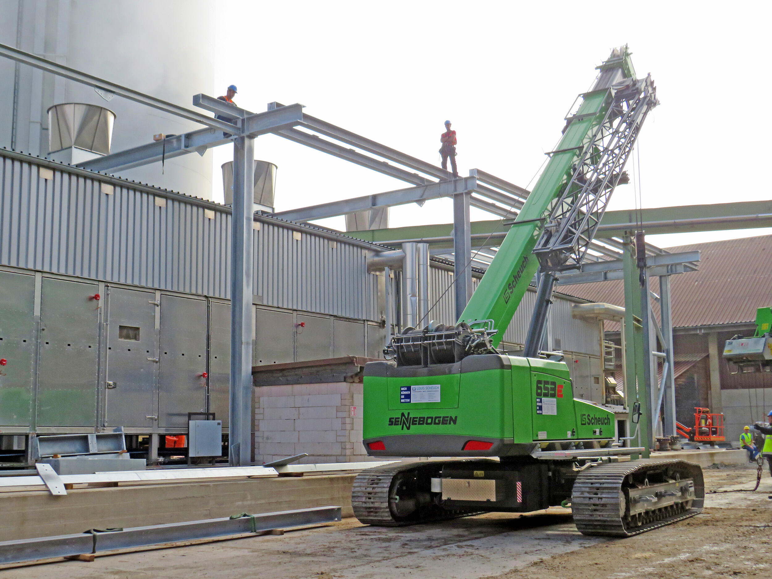 Raupen-Teleskopkran Sennebogen 653 R für ante-Holz in Bromskirchen-Somplar