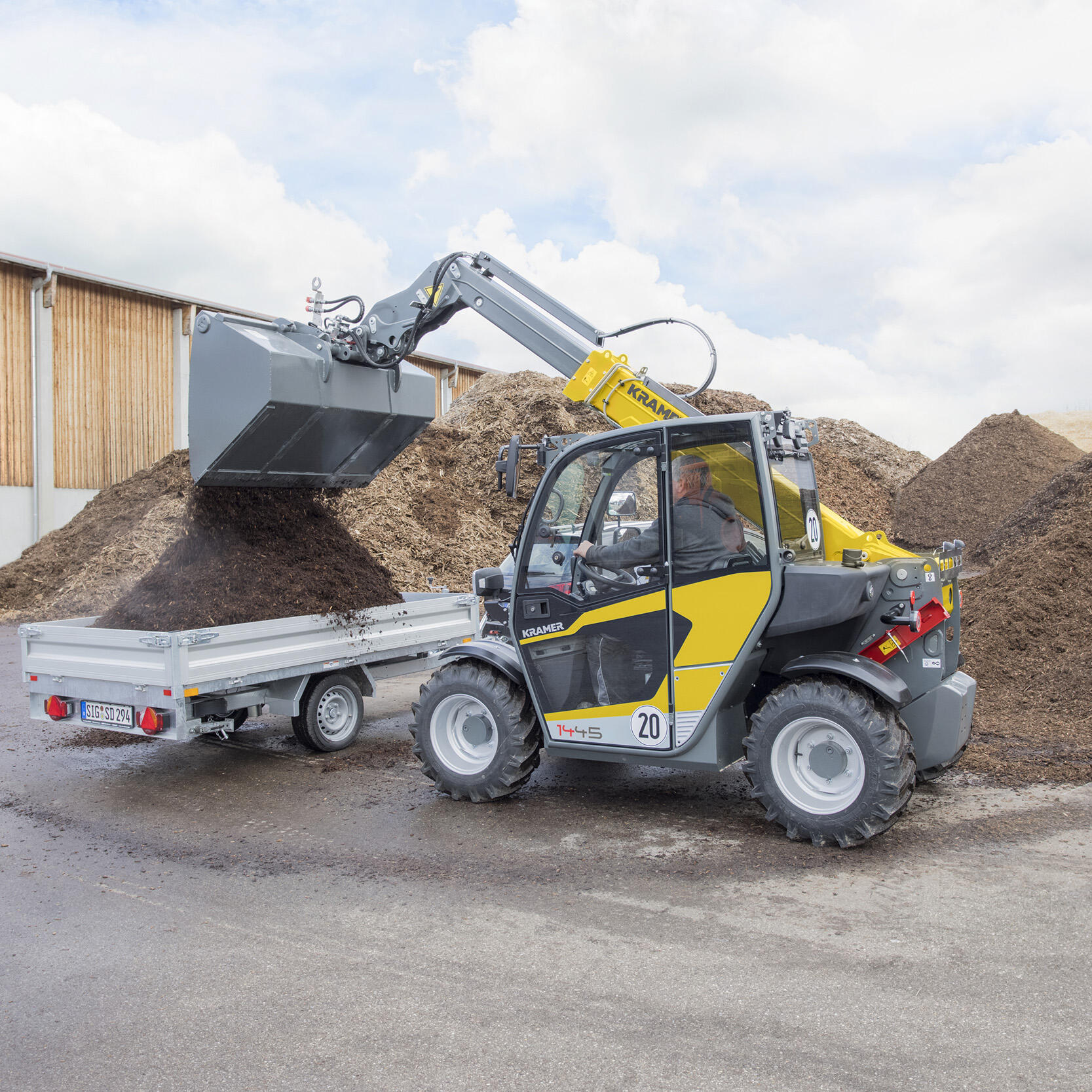 Teleskoplader Kramer 1445 Beladung Action 03